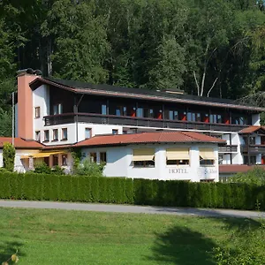 *** Otel St. Ulrich Almanya
