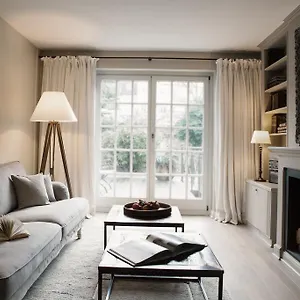 3* Aparthotel Von Deska - Ivy House