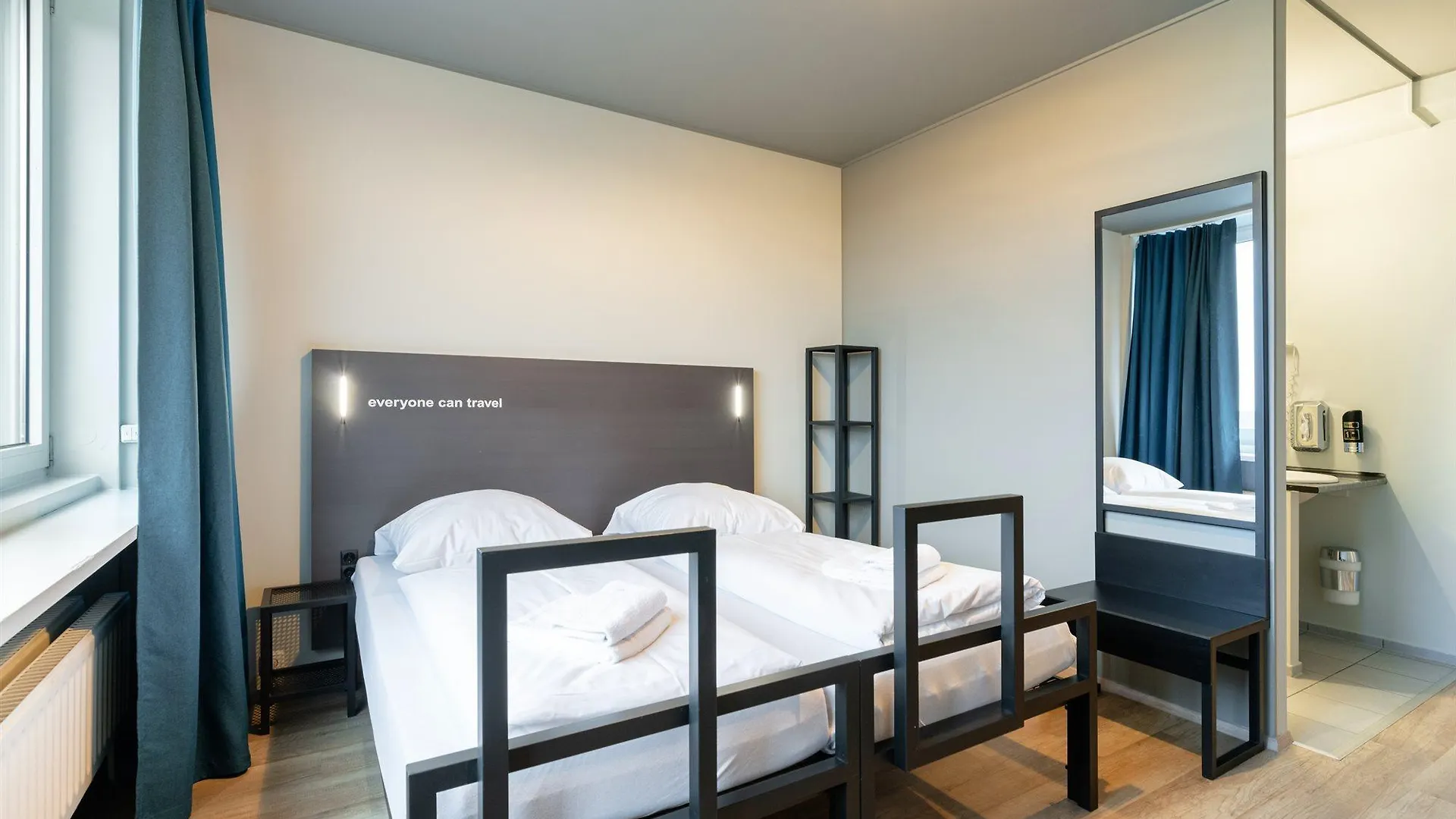 ** Hotel A&O Hamburg Hammer Kirche Germany